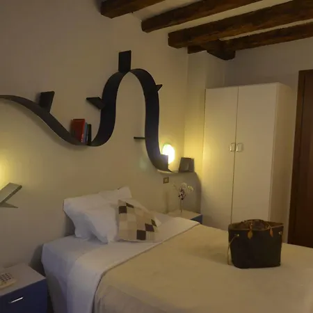 Al Tiepolo 3* Benátky