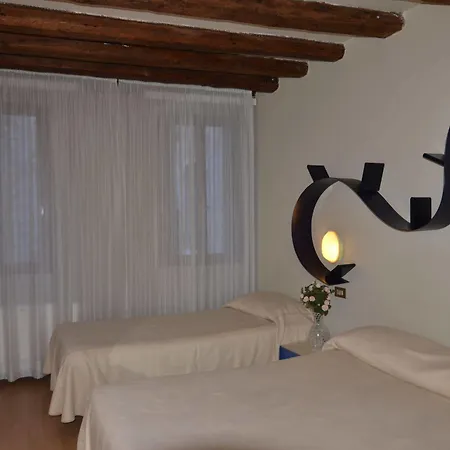 Al Tiepolo Hotel Benátky